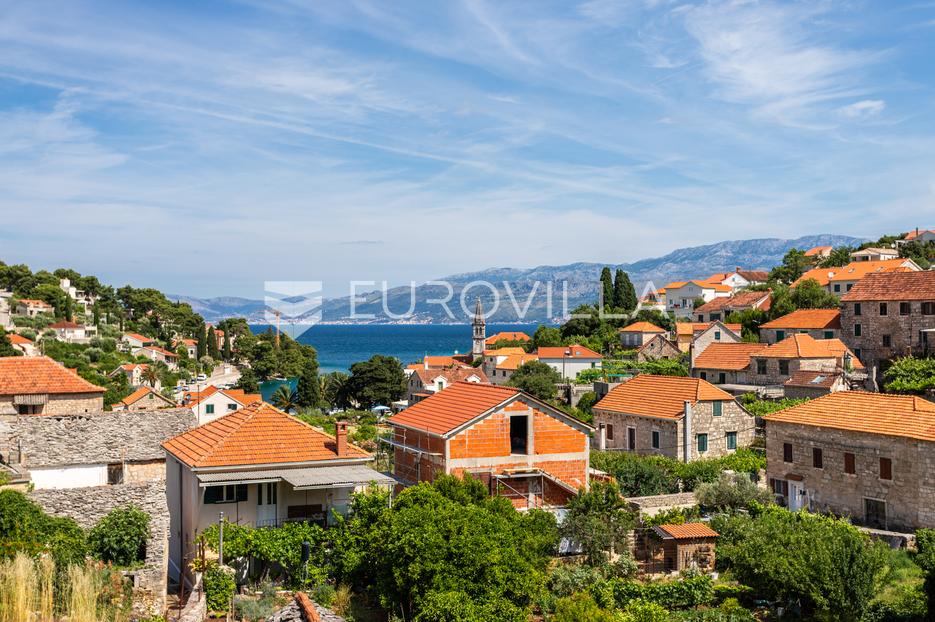 Kuća Na prodaju -  Supetar