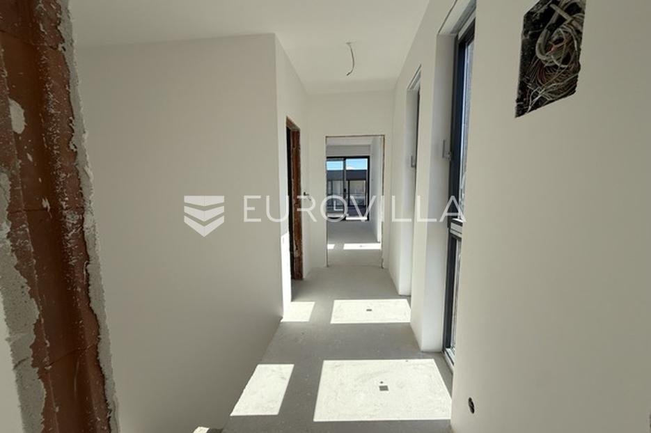House For sale - Istarska Ližnjan