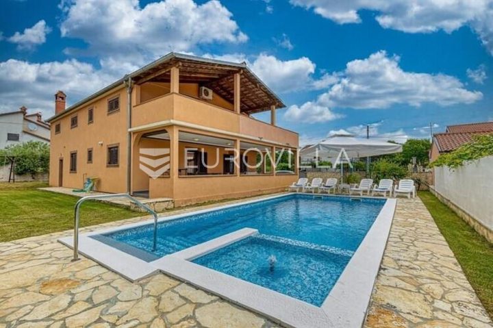 House for sale 220 m² – Loborika