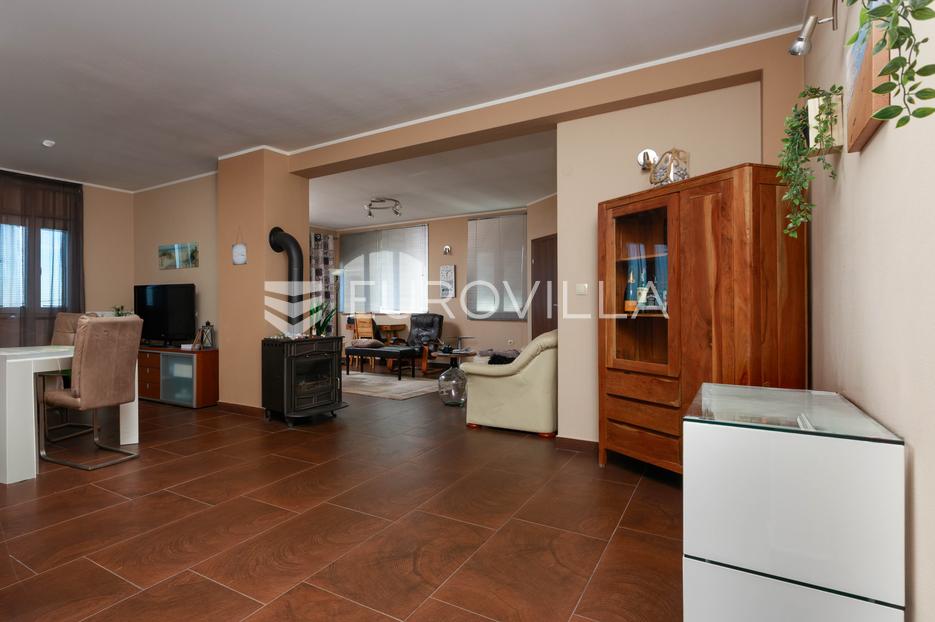 Casa In vendita -  Viškovo