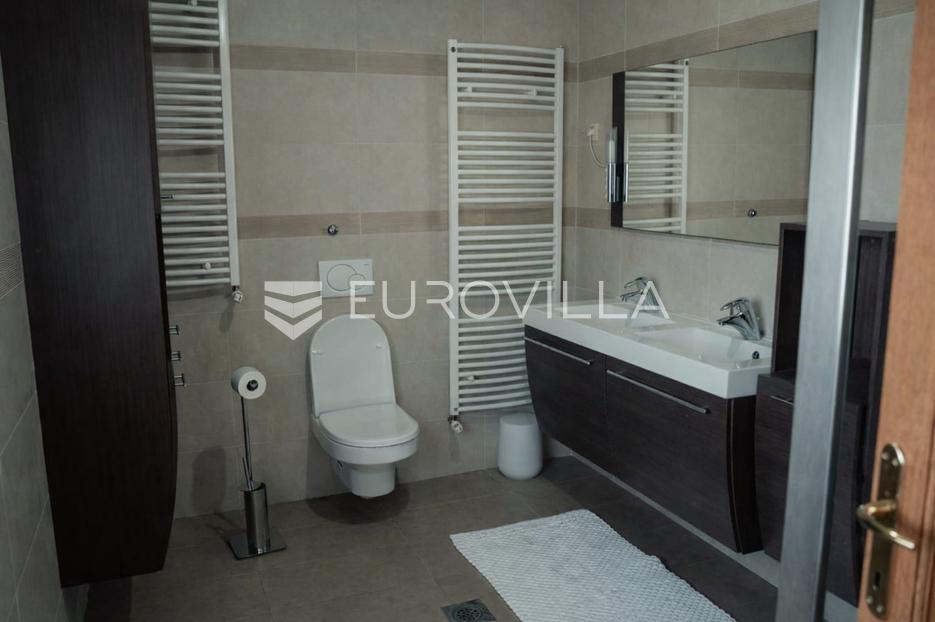 Casa In vendita -  Vinkovci