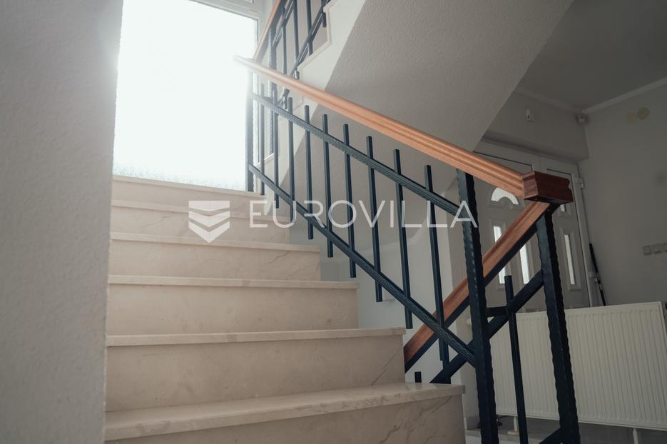 Casa In vendita -  Vinkovci