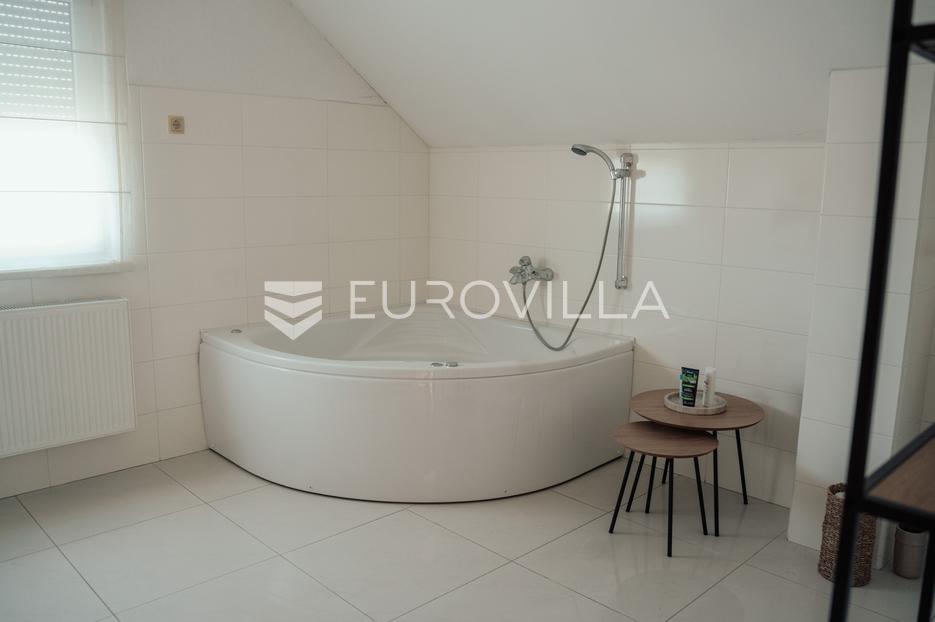 Casa In vendita -  Vinkovci
