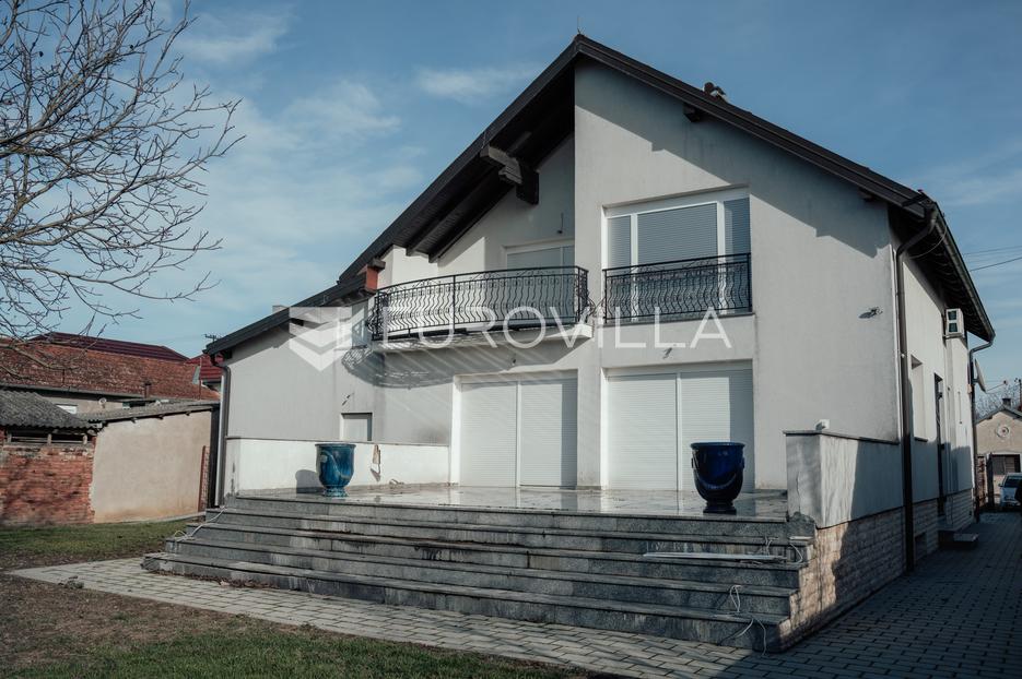 Casa In vendita -  Vinkovci