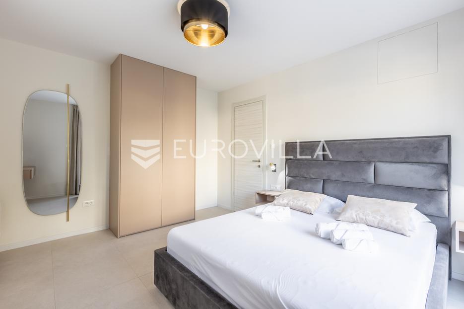 Haus Zu verkaufen -  Split - Okolica
