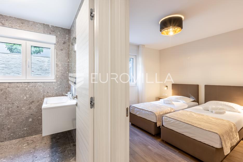 Haus Zu verkaufen -  Split - Okolica