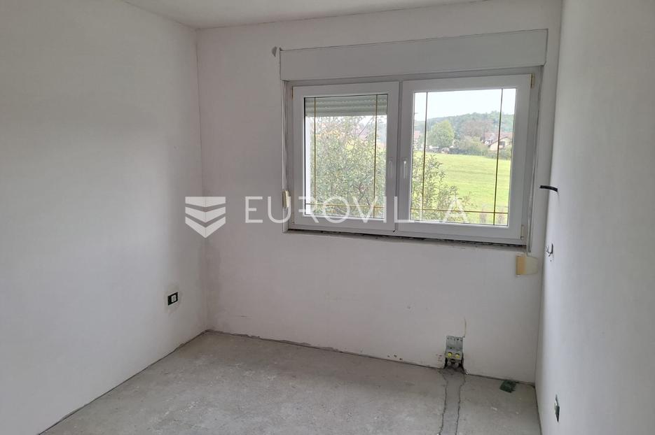 Haus Zu verkaufen - Karlovačka Karlovac - Okolica