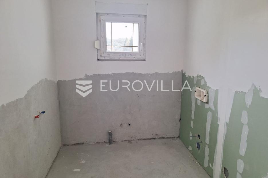 Haus Zu verkaufen - Karlovačka Karlovac - Okolica