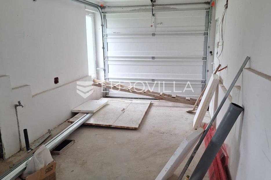 Haus Zu verkaufen - Karlovačka Karlovac - Okolica - foto 5/12