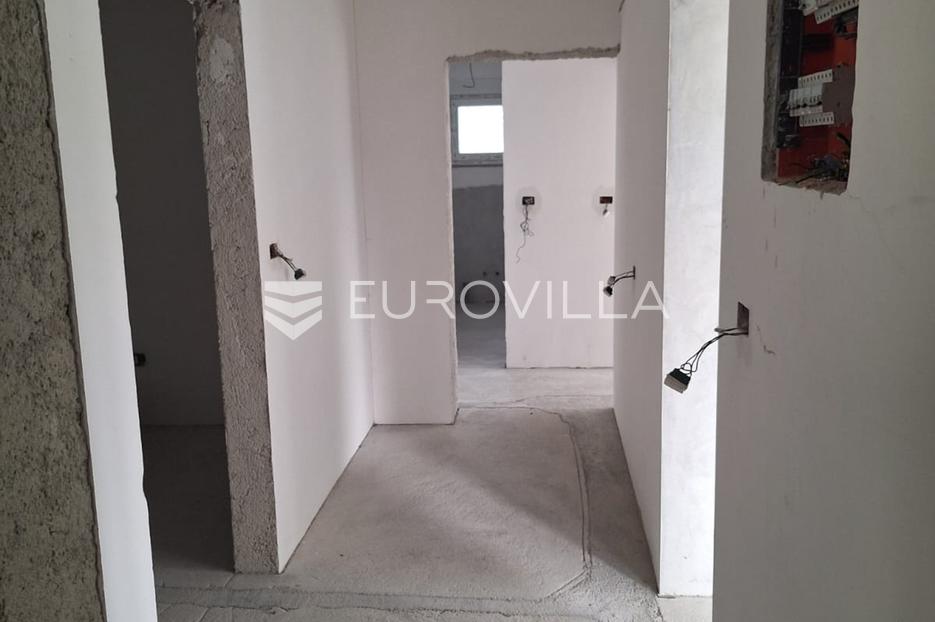 Haus Zu verkaufen - Karlovačka Karlovac - Okolica