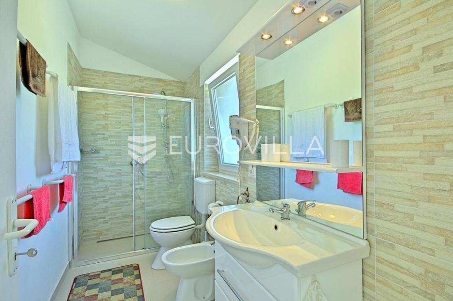 Haus Zu verkaufen -  Sveti Lovreč