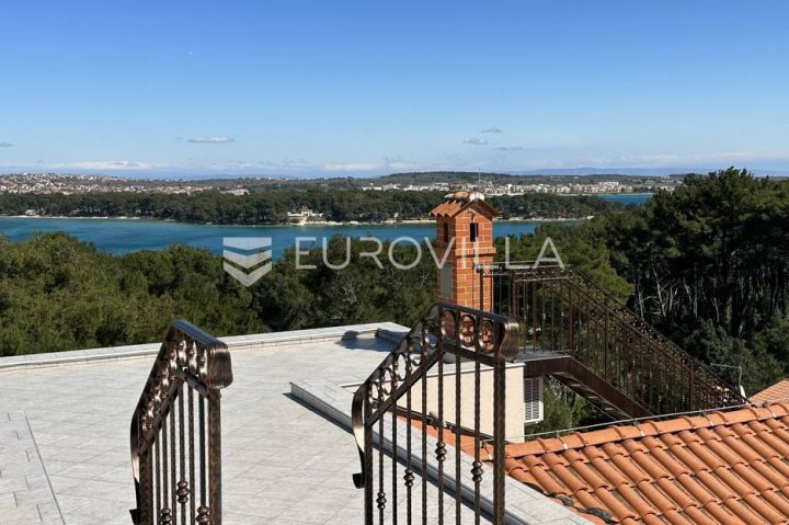 Stan na prodaju 185 m² – Premantura
