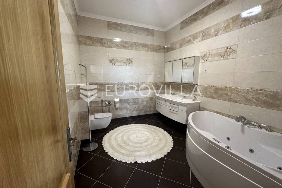 Apartmán Na predaj -  Medulin