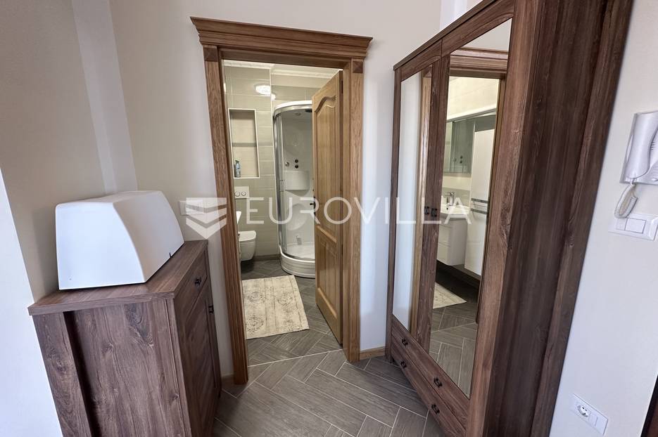 Apartmán Na predaj -  Medulin