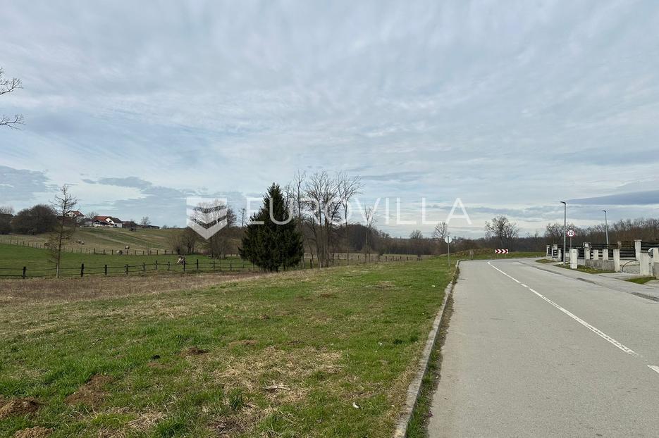 Parcela Naprodaj - Požeško-slavonska Požega