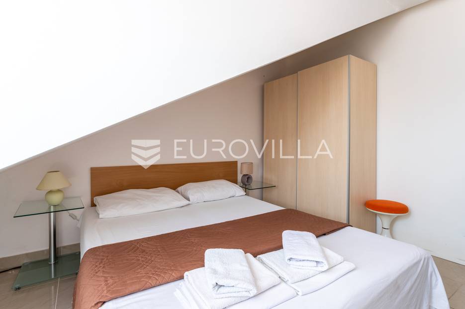 Maison À vendre -  Novalja