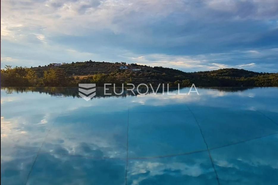 House For sale -  Buje
