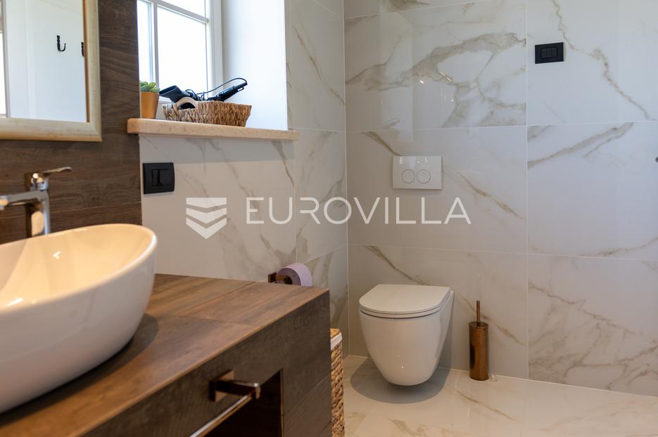 House For sale -  Buje