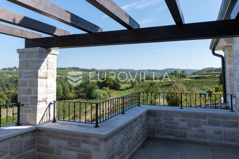 House For sale -  Buje