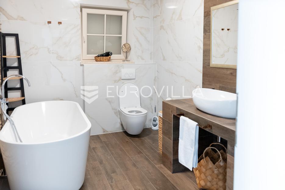 House For sale -  Buje
