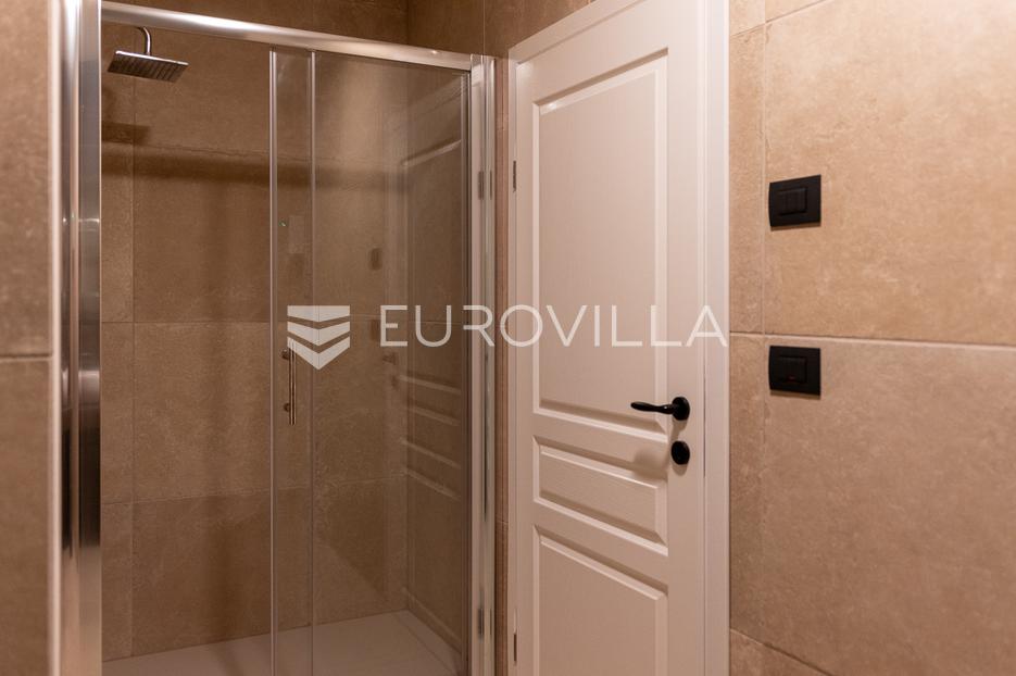 House For sale -  Buje