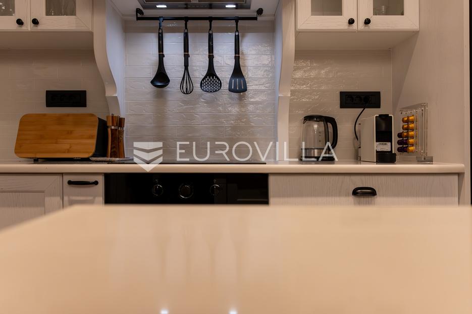 House For sale -  Buje