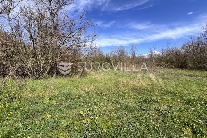 Pozemek na prodej 2796 m² – Loborika