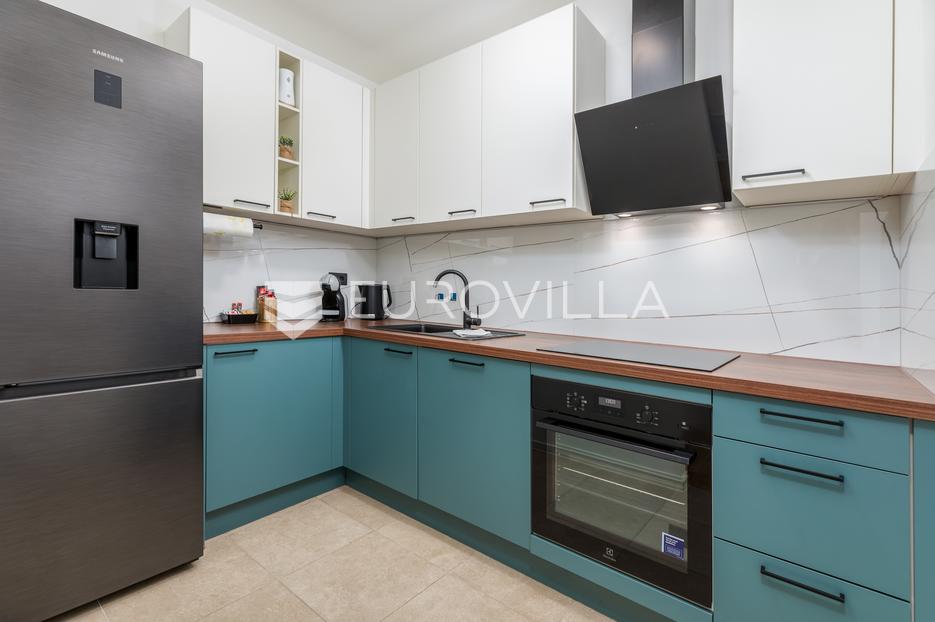 Apartmán Na predaj -  Pula