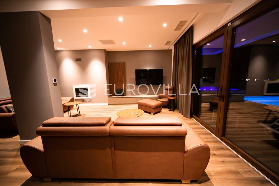 Haus Zu verkaufen -  Novalja