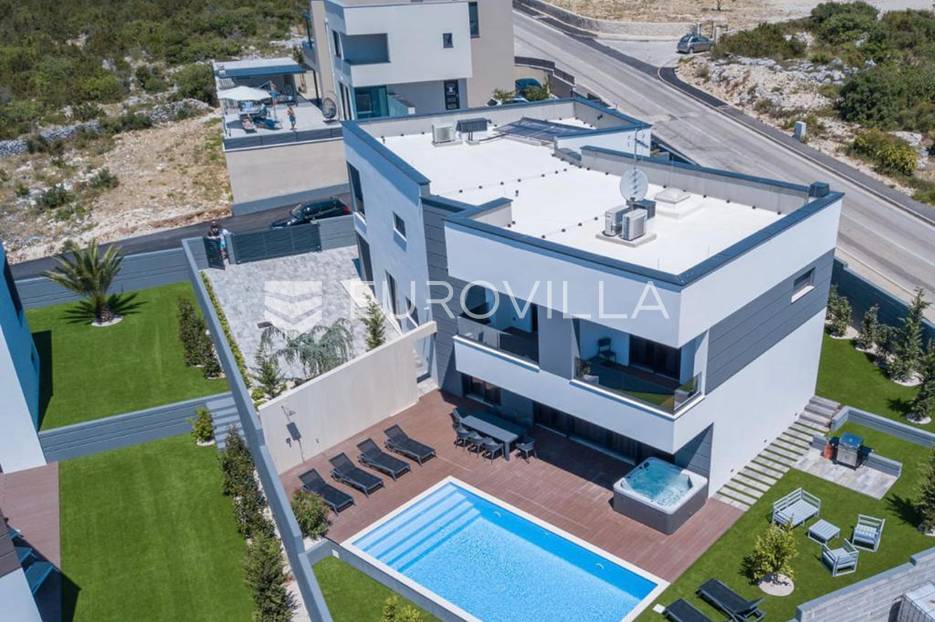 Haus Zu verkaufen -  Novalja