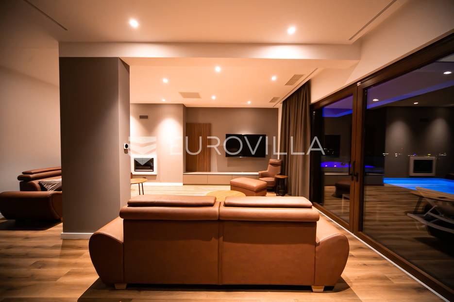 Haus Zu verkaufen -  Novalja