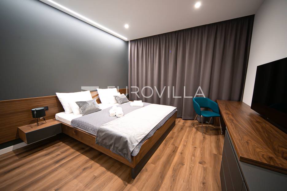 Haus Zu verkaufen -  Novalja