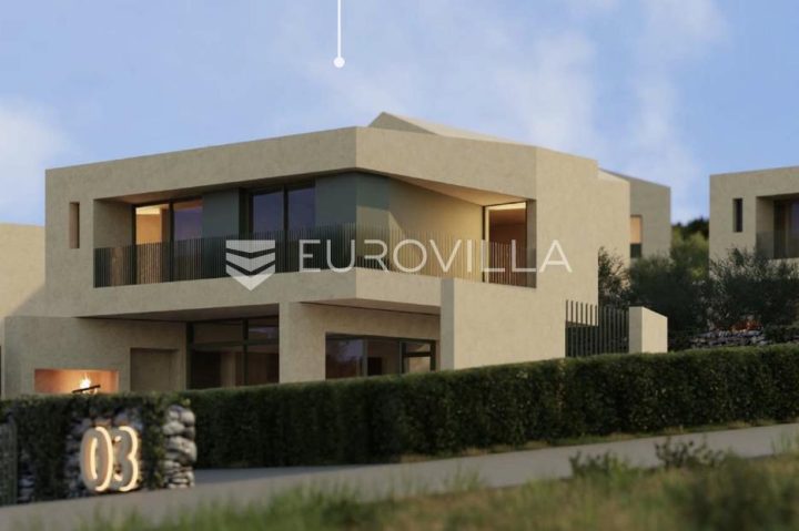 House for sale 140 m² – Sutivan