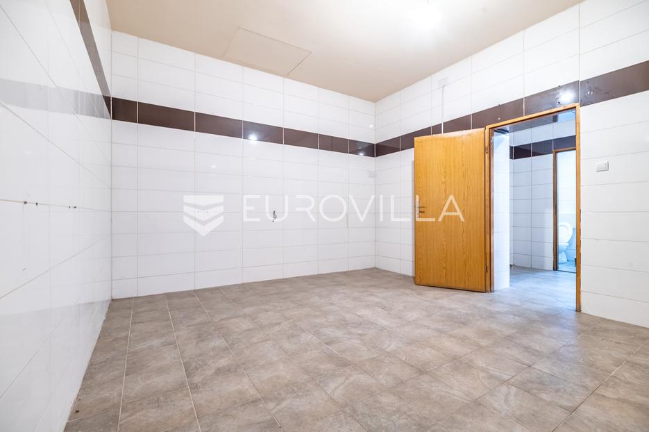 Poslovni prostor Na prodaju -  Zagreb - Okolica