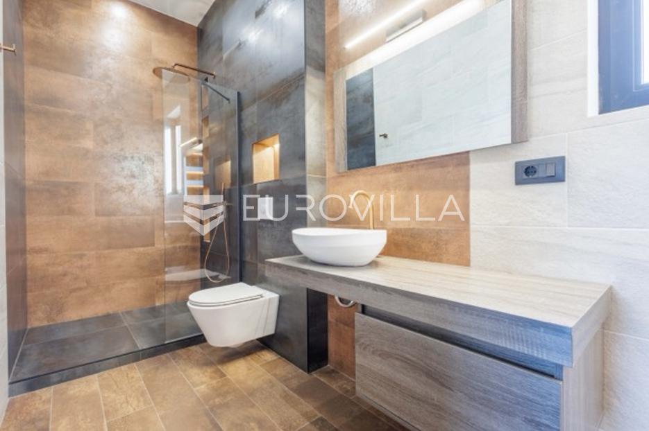 House For sale - Istarska Medulin