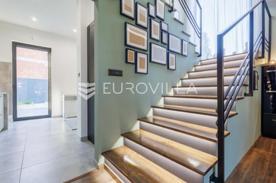 House For sale - Istarska Medulin