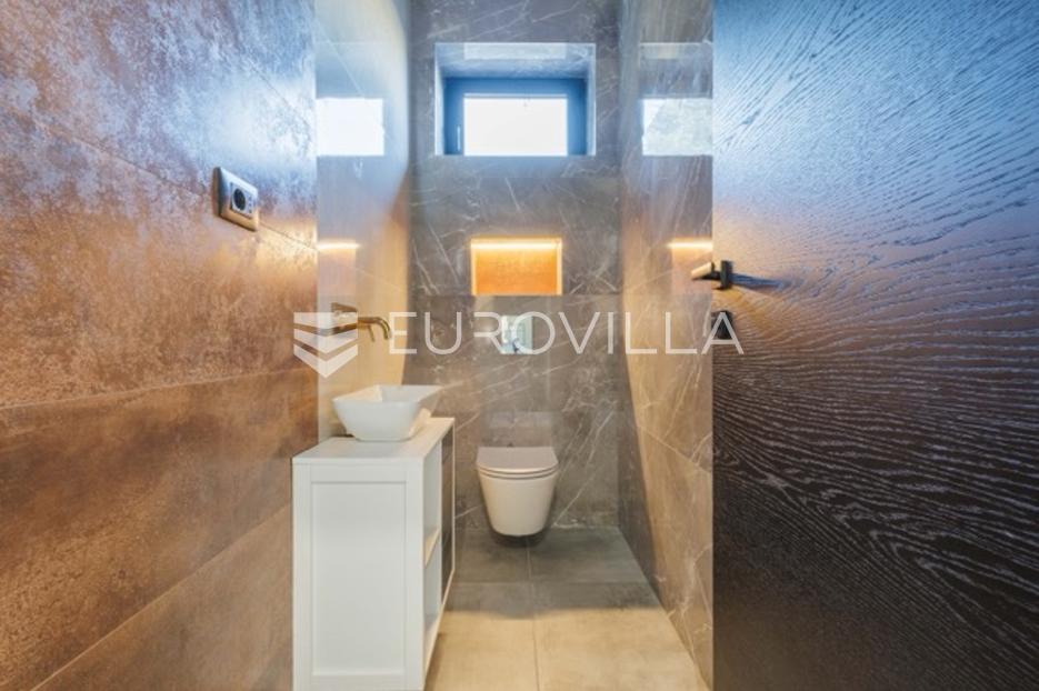 House For sale - Istarska Medulin