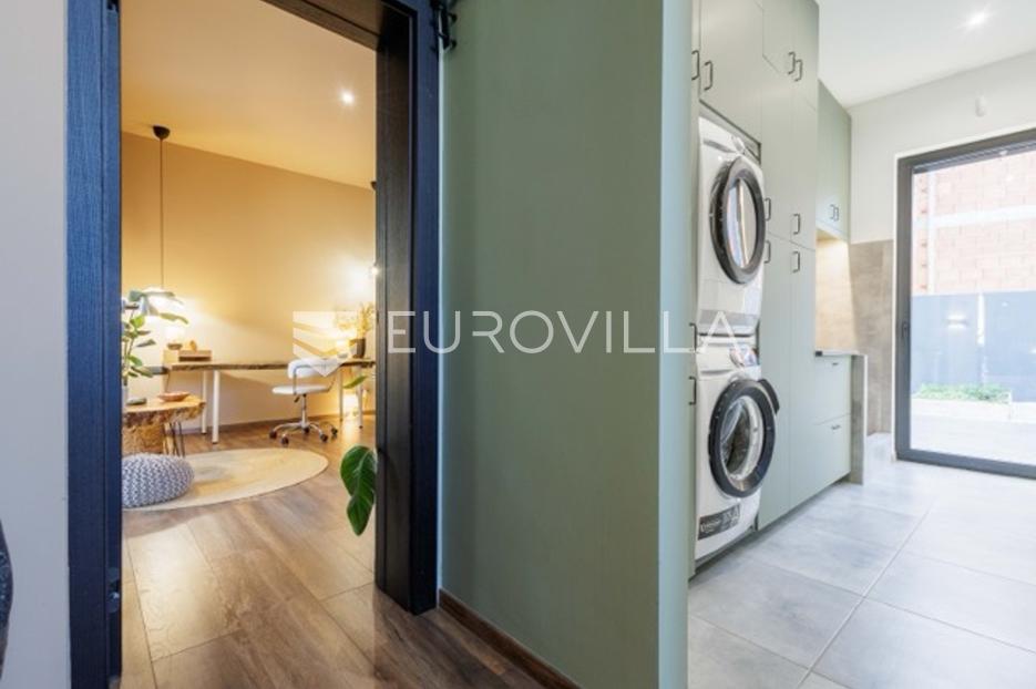House For sale - Istarska Medulin