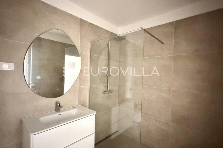Flat For sale - Istarska Pula