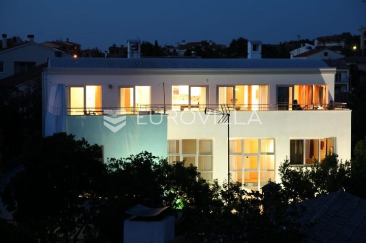 House for sale 280 m² – Pješčana Uvala