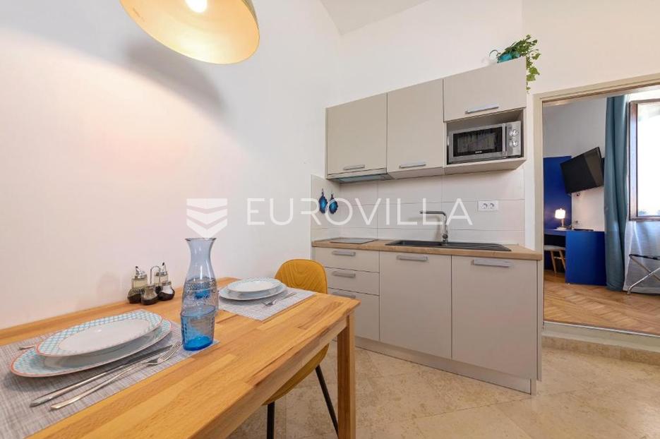 Apartment Zu verkaufen -  Pula