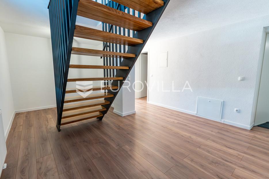 Casa In vendita - Bjelovarsko-bilogorska Daruvar