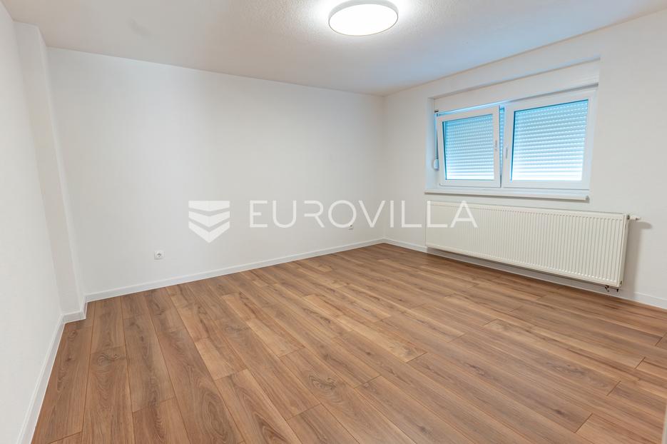 Casa In vendita - Bjelovarsko-bilogorska Daruvar