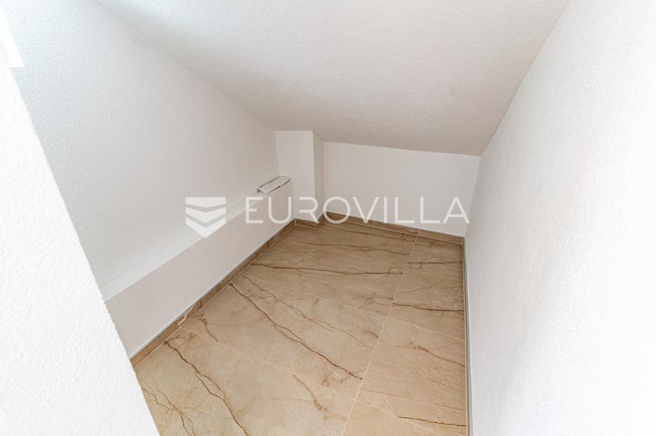Casa In vendita - Bjelovarsko-bilogorska Daruvar