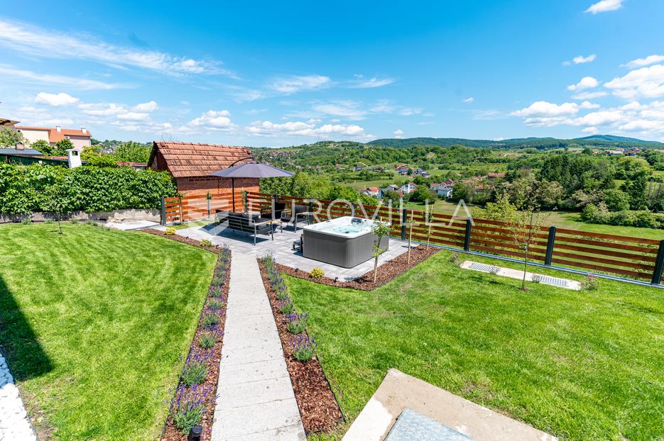 Casa In vendita - Bjelovarsko-bilogorska Daruvar