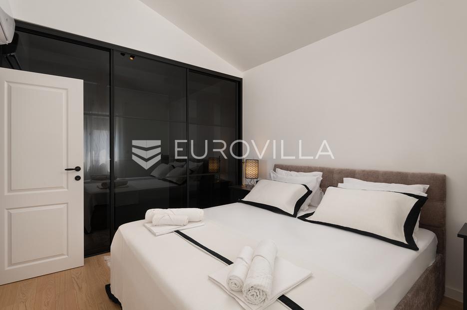 Haus Zu verkaufen -  Solin - Okolica
