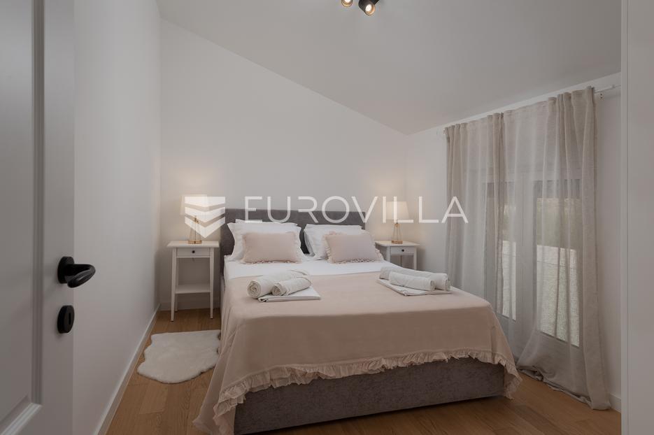 Haus Zu verkaufen -  Solin - Okolica