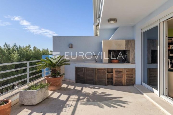 Apartmán Na predaj - Splitsko-dalmatinska Split - foto 2/12
