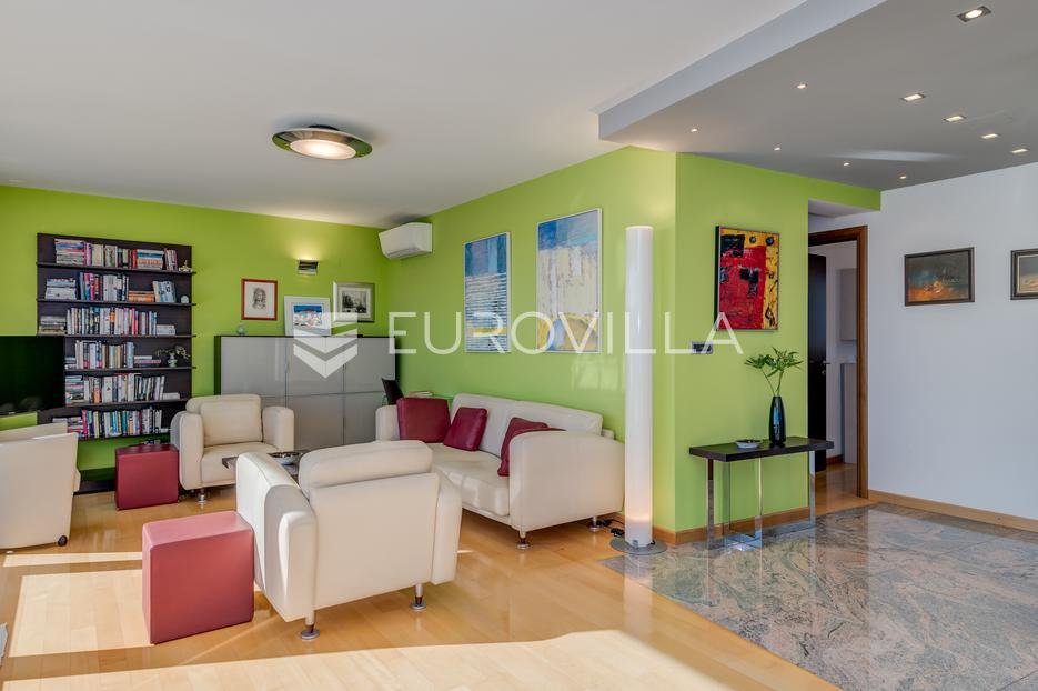 Apartmán Na predaj - Splitsko-dalmatinska Split