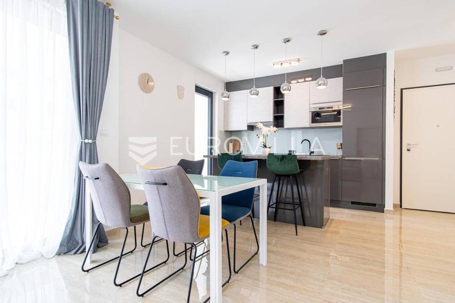 Appartamento In vendita - Splitsko-dalmatinska Split